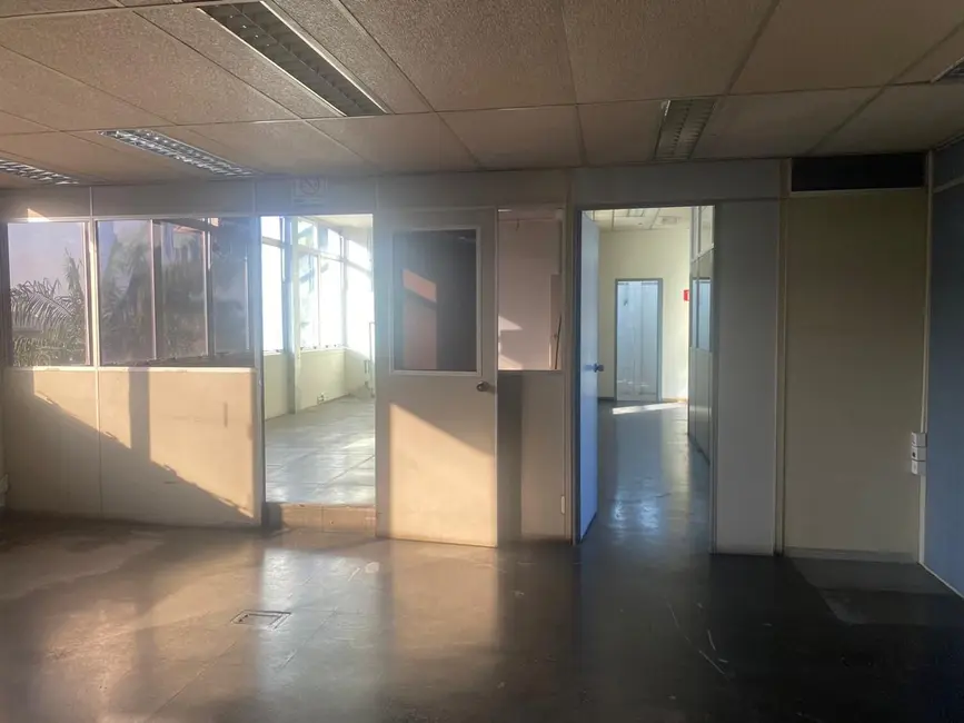 Foto 3 de Sala Comercial para alugar, 225m2 em Diadema - SP