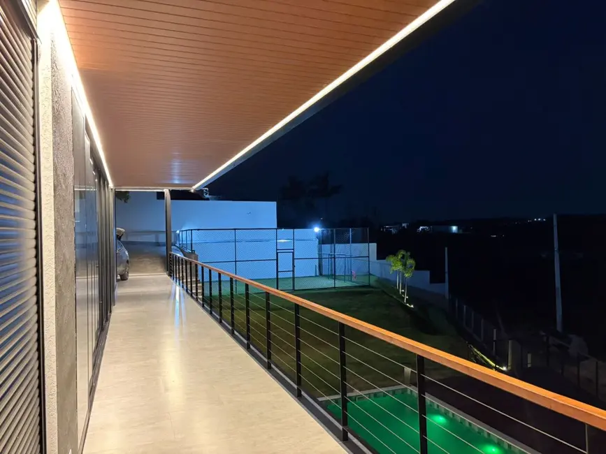 Foto 2 de Sobrado com 3 quartos à venda, 1150m2 em Centro, Igarata - SP