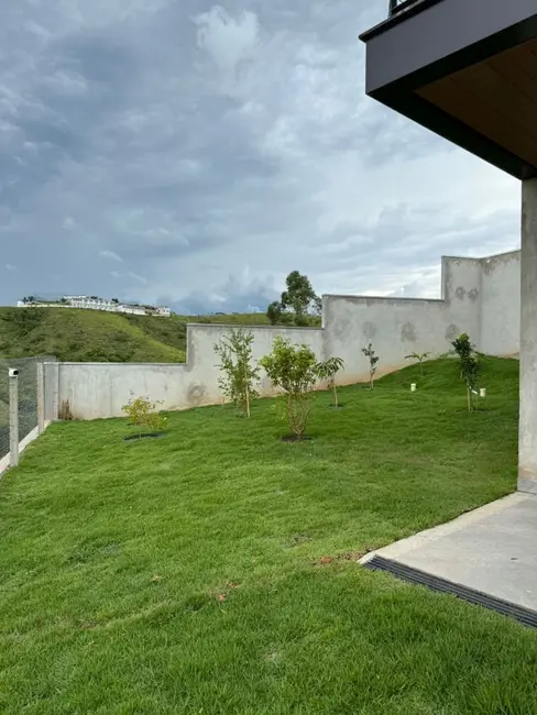 Foto 9 de Sobrado com 3 quartos à venda, 1150m2 em Centro, Igarata - SP