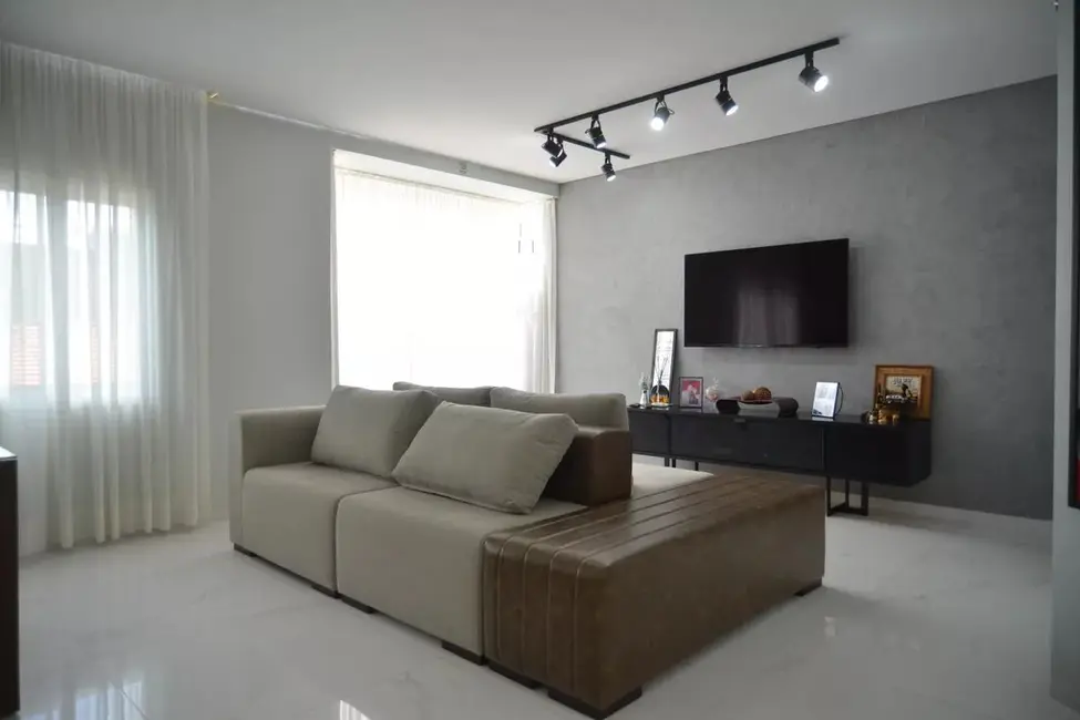 Foto 1 de Sobrado com 3 quartos à venda, 100m2 em Vila Alzira, Santo Andre - SP