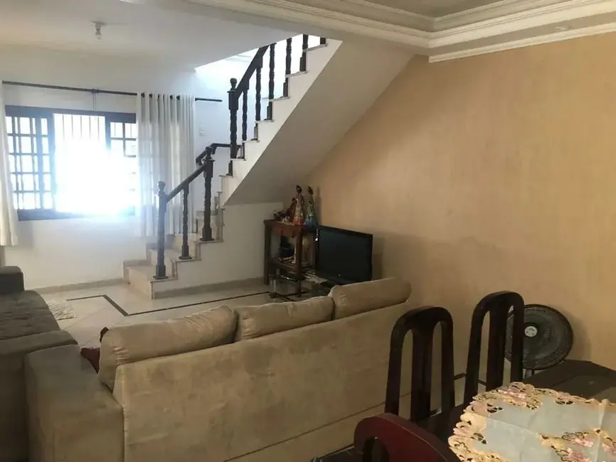 Foto 4 de Sobrado com 3 quartos à venda, 177m2 em Osvaldo Cruz, Sao Caetano Do Sul - SP