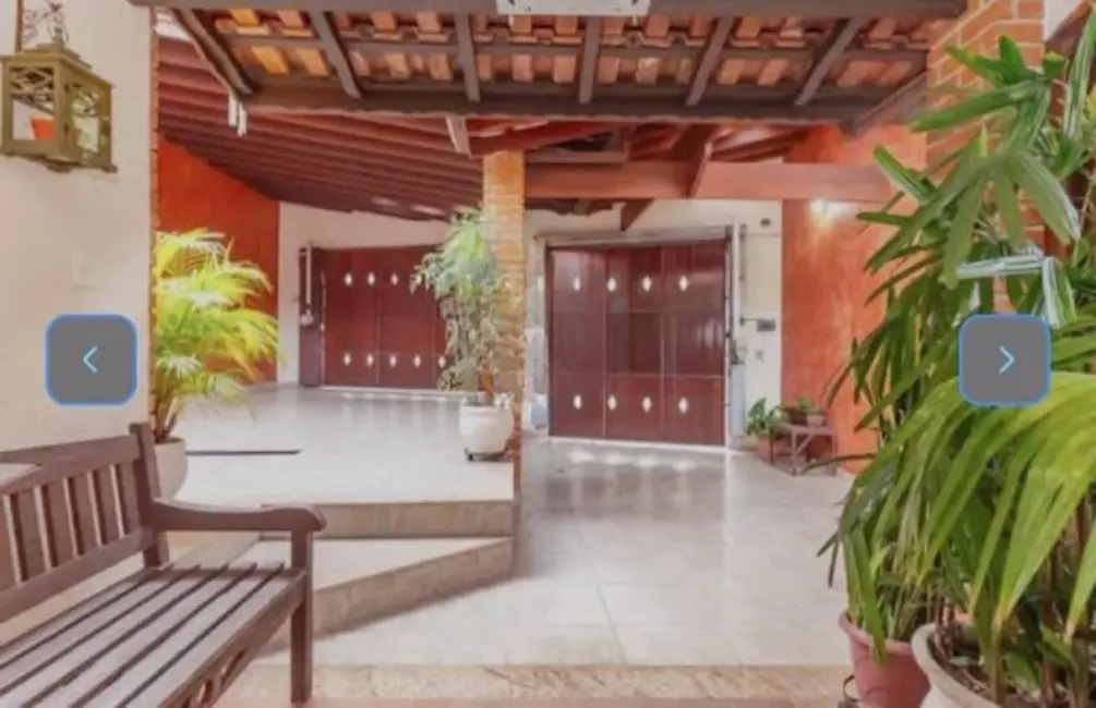 Casa com 3 quartos à venda, 253m2 em Osvaldo Cruz, Sao Caetano Do Sul - SP - imagem 3 Foto 3 de Casa com 3 quartos à venda, 253m2 em Osvaldo Cruz, Sao Caetano Do Sul - SP