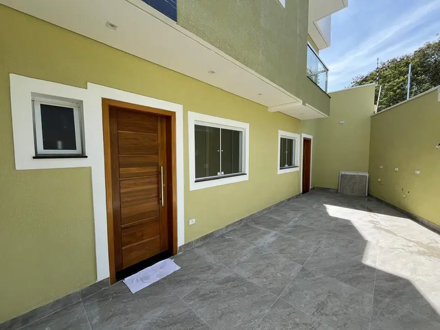 Foto 2 de Sobrado com 2 quartos à venda, 70m2 em Parque Jaçatuba, Santo Andre - SP