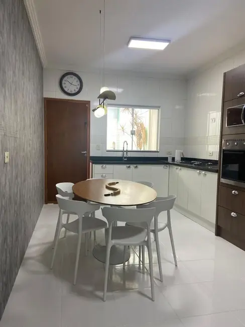 Foto 8 de Sobrado com 3 quartos à venda, 138m2 em Vila Pires, Santo Andre - SP