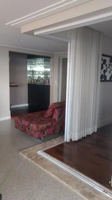 Apartamento com 3 quartos para alugar, 177m2 em Campestre, Santo Andre - SP - imagem 8 Foto 8 de Apartamento com 3 quartos para alugar, 177m2 em Campestre, Santo Andre - SP