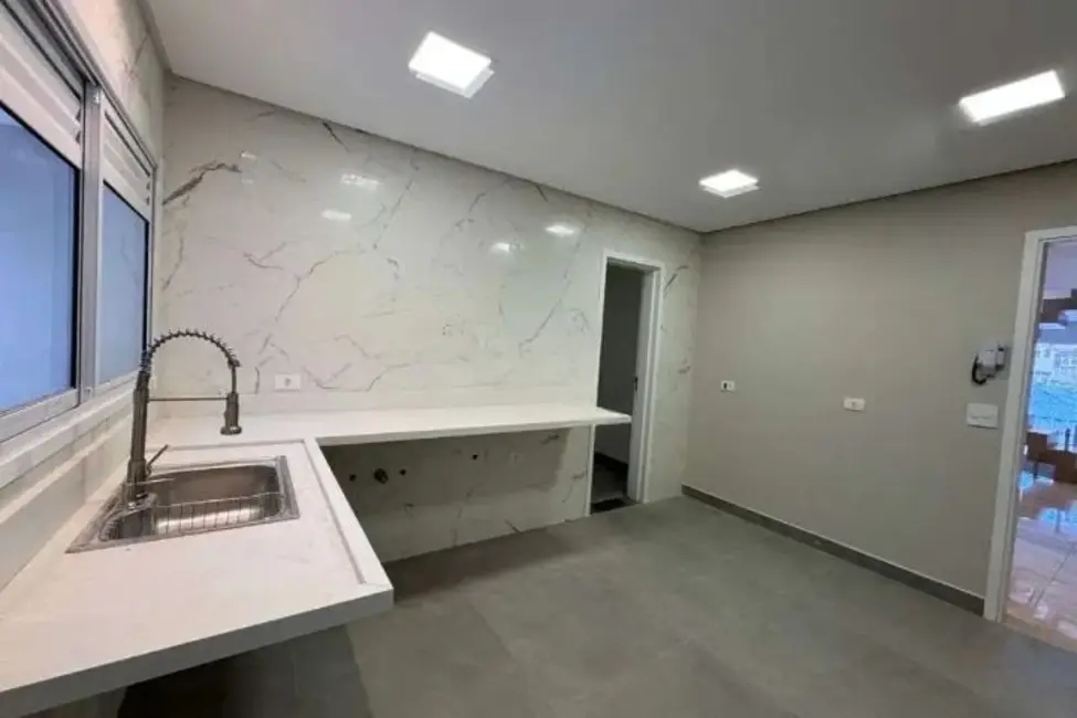 Foto 7 de Sobrado com 3 quartos à venda, 253m2 em Santa Terezinha, Sao Bernardo Do Campo - SP