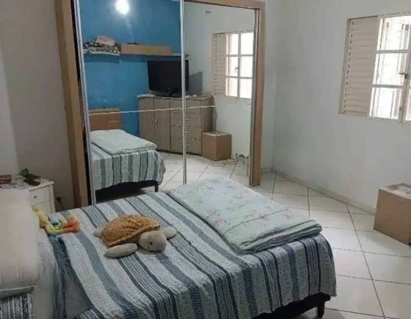 Sobrado com 3 quartos à venda, 194m2 em Jardim Progresso, Santo Andre - SP - imagem 3 Foto 3 de Sobrado com 3 quartos à venda, 194m2 em Jardim Progresso, Santo Andre - SP