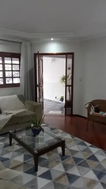 Foto 3 de Sobrado com 3 quartos à venda, 125m2 em Vila Eldízia, Santo Andre - SP