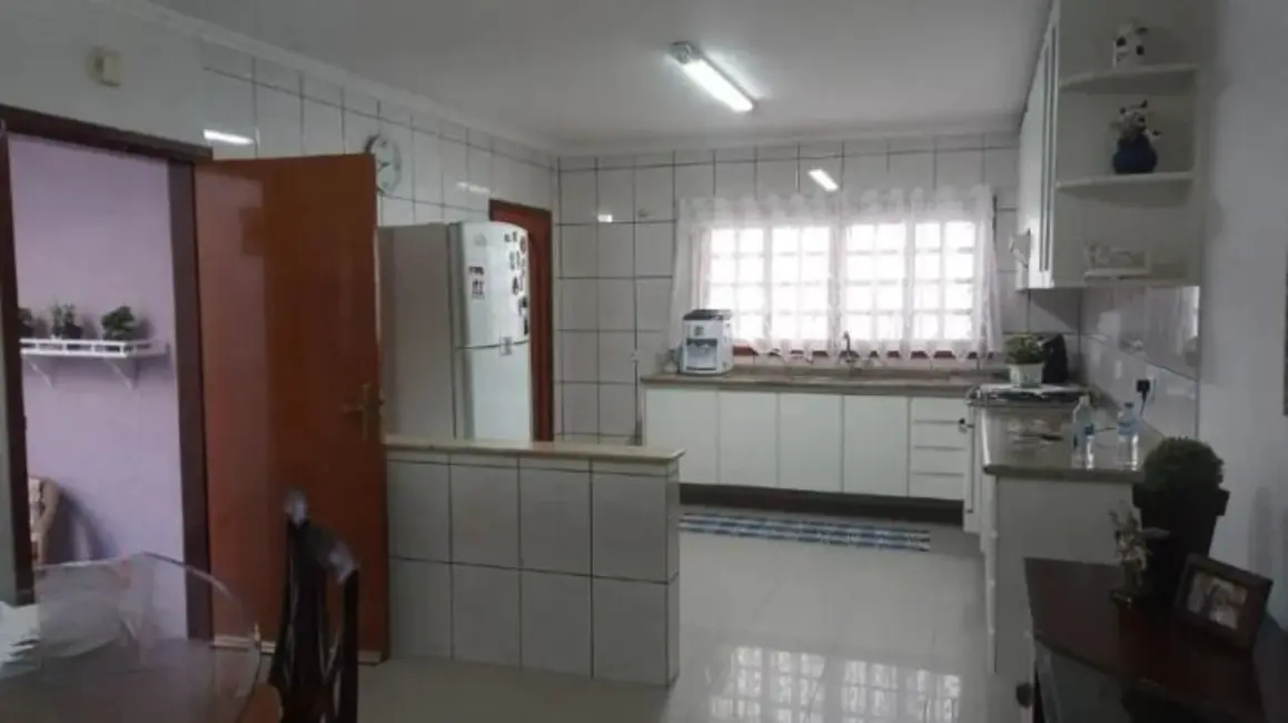 Foto 5 de Sobrado com 3 quartos à venda, 125m2 em Vila Eldízia, Santo Andre - SP