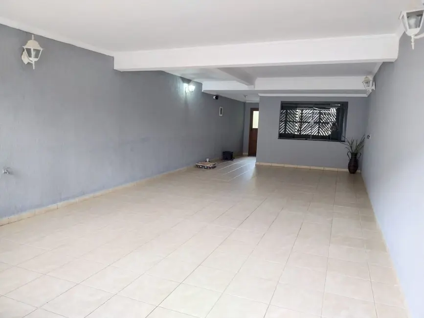 Foto 1 de Sobrado com 4 quartos à venda, 200m2 em Jardim Las Vegas, Santo Andre - SP