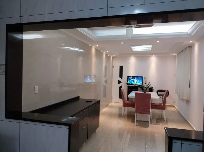 Foto 6 de Sobrado com 4 quartos à venda, 200m2 em Jardim Las Vegas, Santo Andre - SP