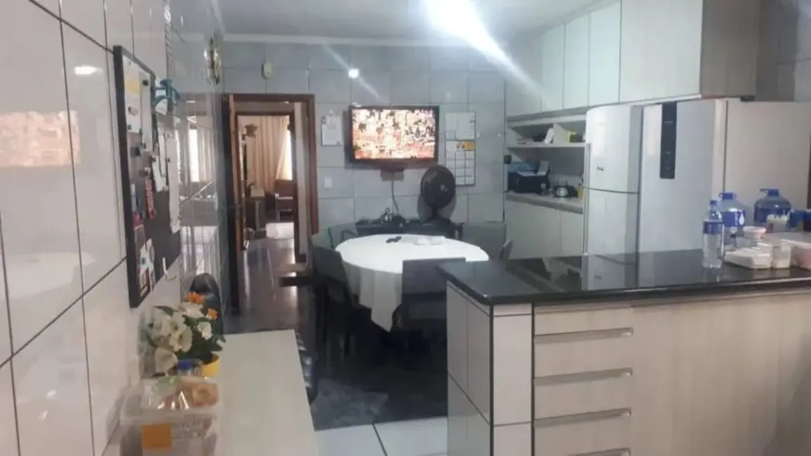 Foto 4 de Sobrado com 3 quartos à venda, 200m2 em Vila Pires, Santo Andre - SP