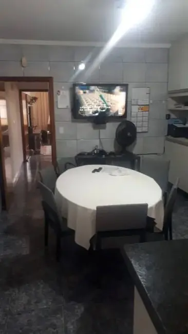 Foto 6 de Sobrado com 3 quartos à venda, 200m2 em Vila Pires, Santo Andre - SP