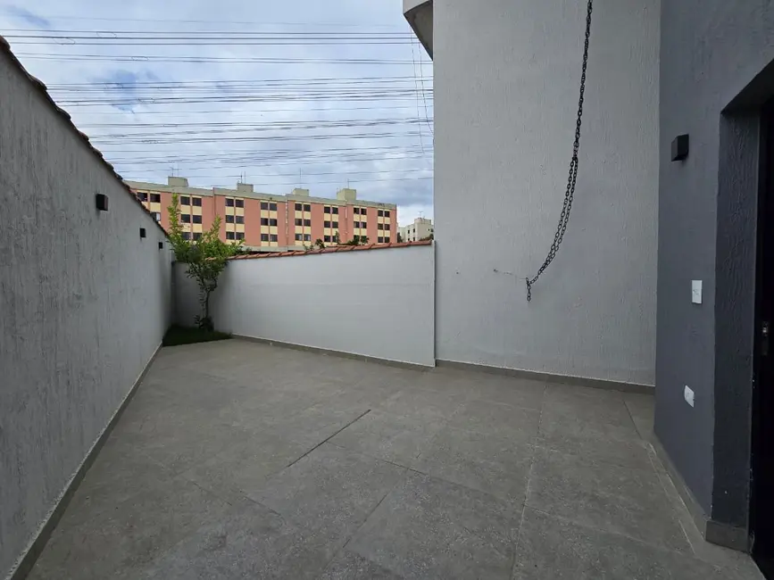 Foto 4 de Sobrado com 3 quartos à venda, 226m2 em Vila Scarpelli, Santo Andre - SP
