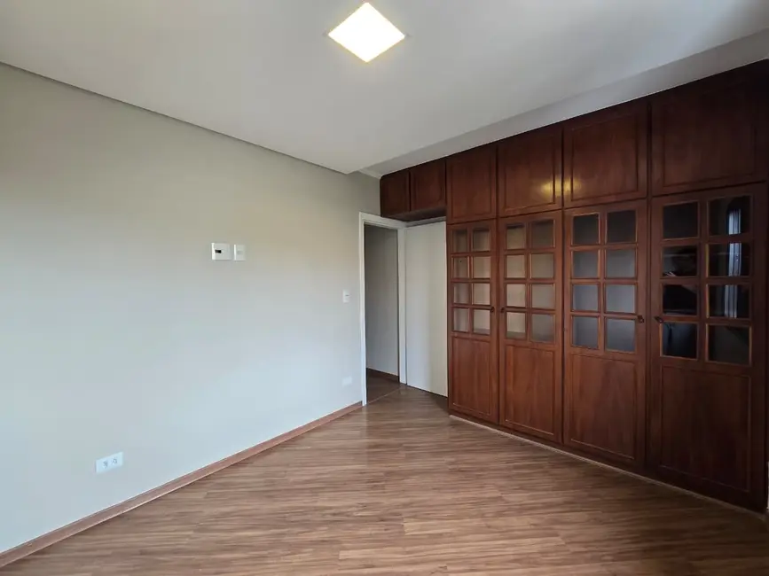 Foto 5 de Sobrado com 3 quartos à venda, 226m2 em Vila Scarpelli, Santo Andre - SP