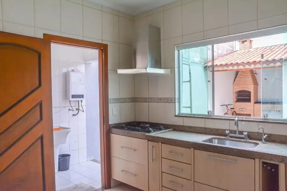 Foto 7 de Sobrado com 3 quartos à venda, 200m2 em Sao Bernardo Do Campo - SP
