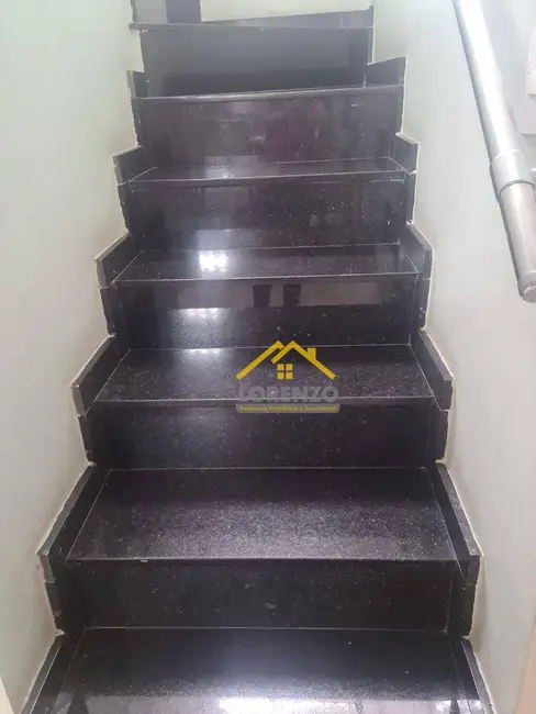 Sobrado com 4 quartos à venda, 169m2 em Parque das Nações, Santo Andre - SP - imagem 6 Foto 6 de Sobrado com 4 quartos à venda, 169m2 em Parque das Nações, Santo Andre - SP