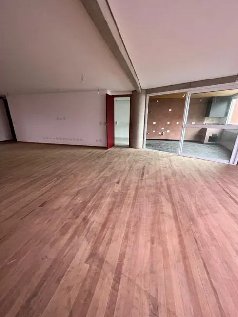 Apartamento com 4 quartos à venda, 275m2 em Jardim, Santo Andre - SP - imagem 4 Foto 4 de Apartamento com 4 quartos à venda, 275m2 em Jardim, Santo Andre - SP