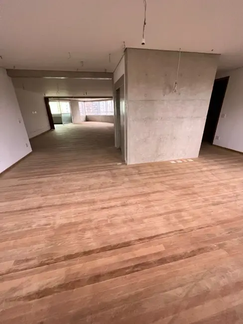 Apartamento com 4 quartos à venda, 275m2 em Jardim, Santo Andre - SP - imagem 1 Foto 1 de Apartamento com 4 quartos à venda, 275m2 em Jardim, Santo Andre - SP