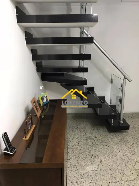 Foto 1 de Cobertura com 3 quartos à venda, 137m2 em Parque São Vicente, Maua - SP