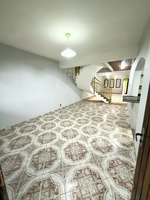 Foto 7 de Sobrado com 3 quartos à venda, 283m2 em Vila Vitória, Santo Andre - SP