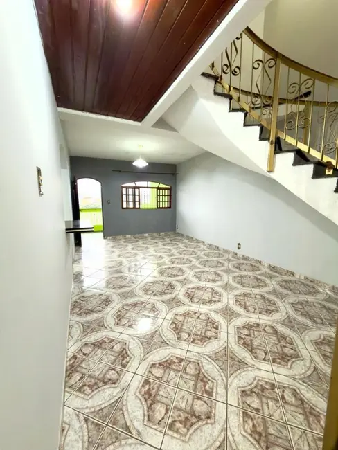 Foto 8 de Sobrado com 3 quartos à venda, 283m2 em Vila Vitória, Santo Andre - SP