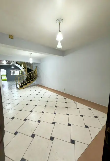 Foto 5 de Sobrado com 3 quartos à venda, 283m2 em Vila Vitória, Santo Andre - SP