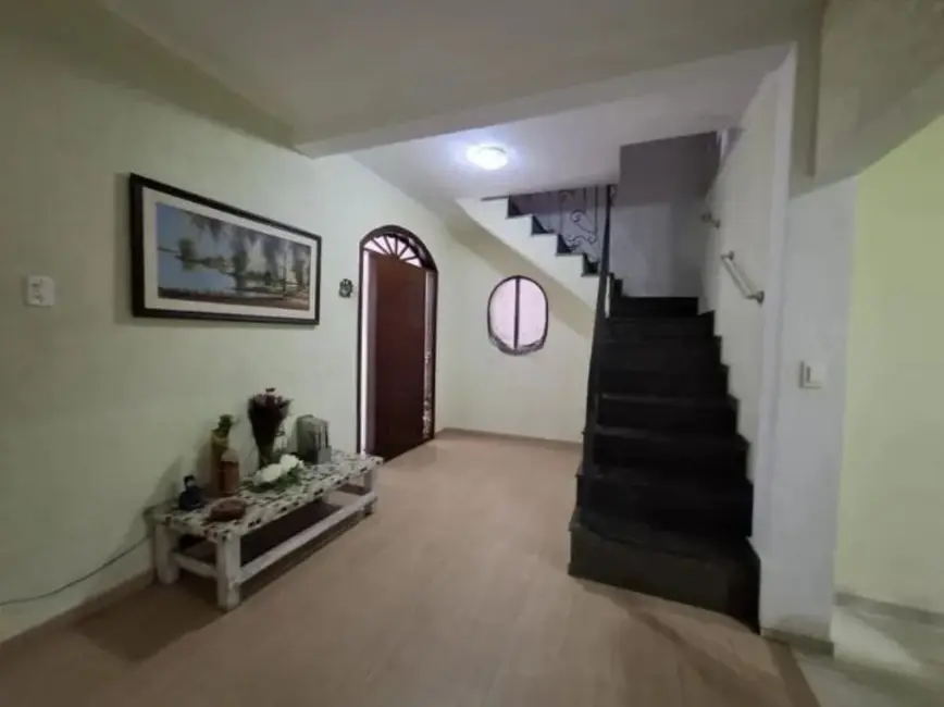 Sobrado com 4 quartos à venda, 142m2 em Vila Gilda, Santo Andre - SP - imagem 1 Foto 1 de Sobrado com 4 quartos à venda, 142m2 em Vila Gilda, Santo Andre - SP