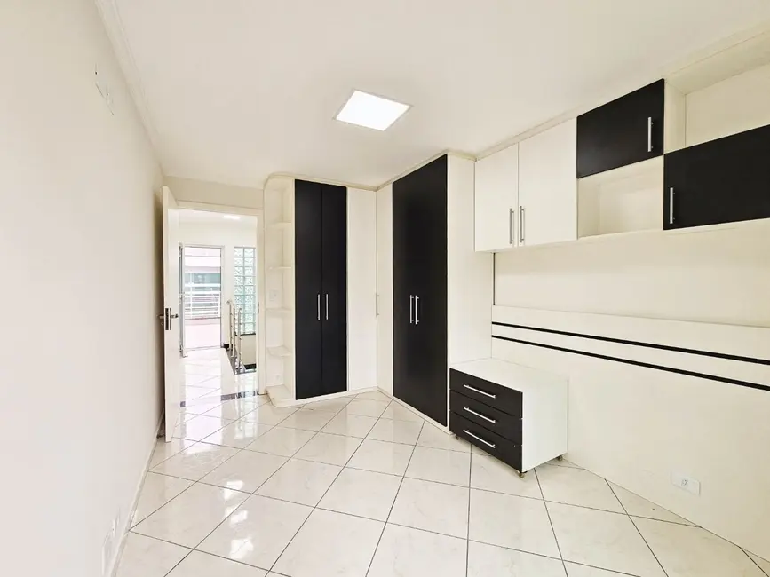 Foto 7 de Sobrado com 3 quartos para alugar, 250m2 em Santa Maria, Santo Andre - SP