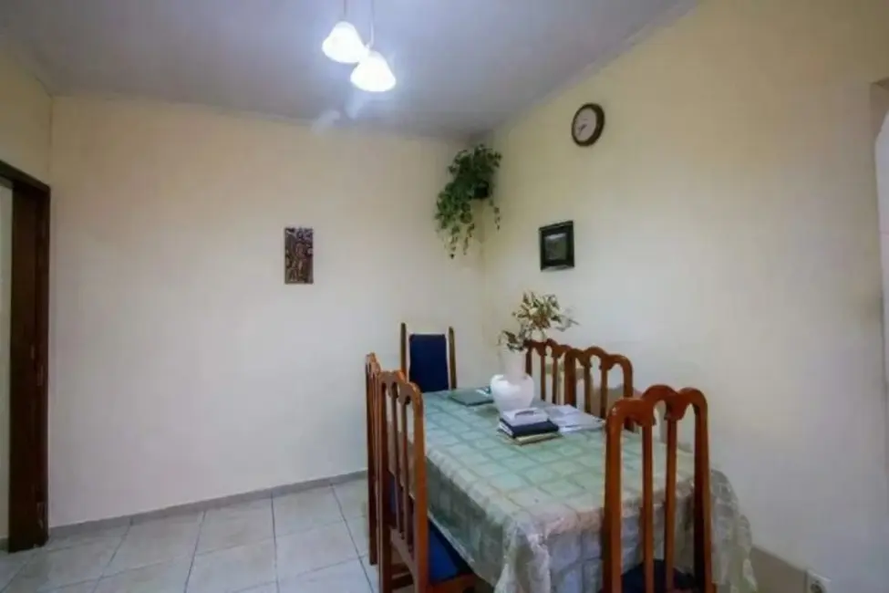 Sobrado com 3 quartos à venda, 125m2 em Vila Scarpelli, Santo Andre - SP - imagem 8 Foto 8 de Sobrado com 3 quartos à venda, 125m2 em Vila Scarpelli, Santo Andre - SP