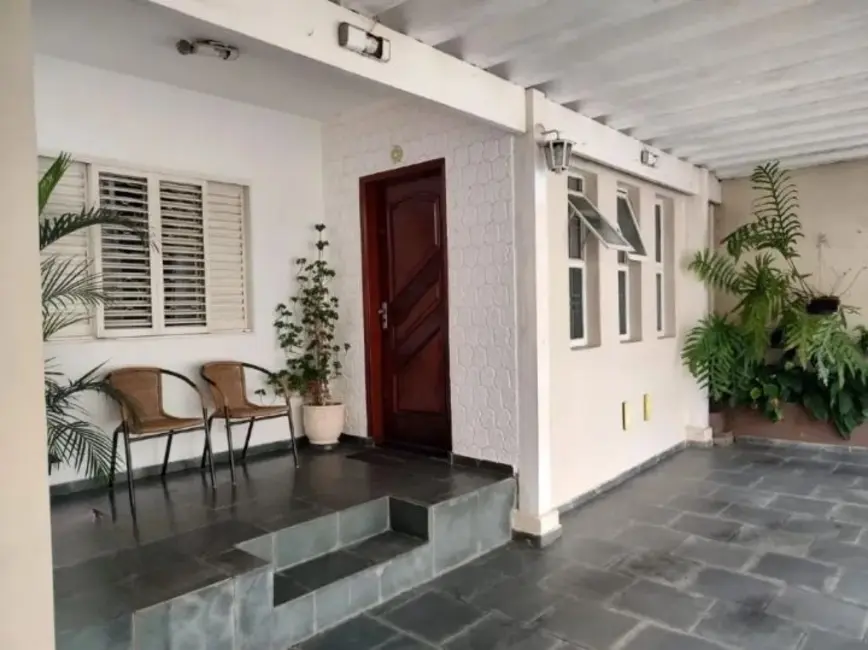 Casa com 4 quartos à venda, 208m2 em Vila Alice, Santo Andre - SP - imagem 1 Foto 1 de Casa com 4 quartos à venda, 208m2 em Vila Alice, Santo Andre - SP