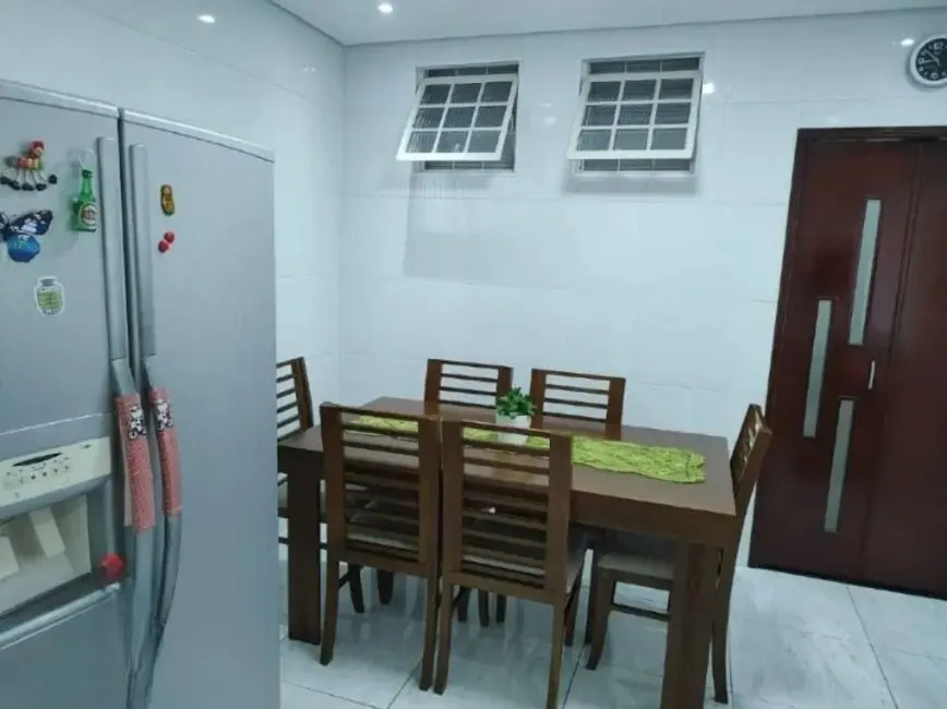 Casa com 4 quartos à venda, 208m2 em Vila Alice, Santo Andre - SP - imagem 7 Foto 7 de Casa com 4 quartos à venda, 208m2 em Vila Alice, Santo Andre - SP