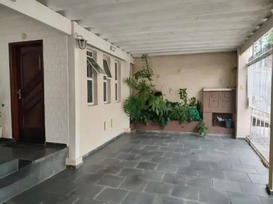 Casa com 4 quartos à venda, 208m2 em Vila Alice, Santo Andre - SP - imagem 2 Foto 2 de Casa com 4 quartos à venda, 208m2 em Vila Alice, Santo Andre - SP