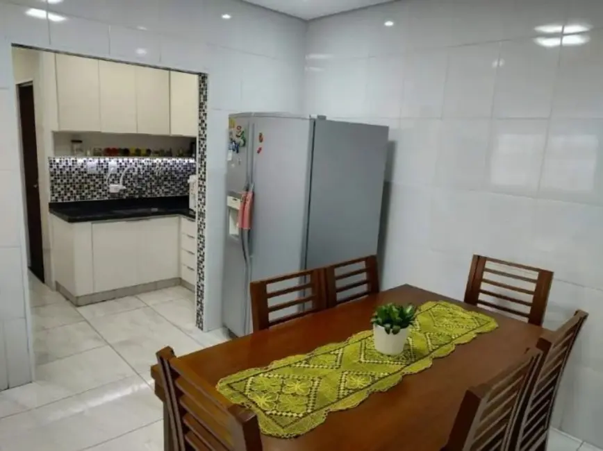 Casa com 4 quartos à venda, 208m2 em Vila Alice, Santo Andre - SP - imagem 6 Foto 6 de Casa com 4 quartos à venda, 208m2 em Vila Alice, Santo Andre - SP
