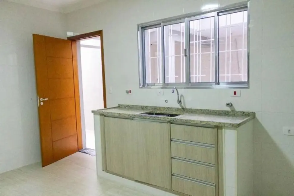 Sobrado com 3 quartos à venda, 116m2 em Vila Alzira, Santo Andre - SP - imagem 4 Foto 4 de Sobrado com 3 quartos à venda, 116m2 em Vila Alzira, Santo Andre - SP