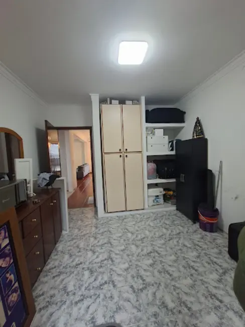 Sobrado com 4 quartos à venda, 200m2 em Vila Homero Thon, Santo Andre - SP - imagem 6 Foto 6 de Sobrado com 4 quartos à venda, 200m2 em Vila Homero Thon, Santo Andre - SP