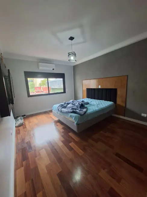 Sobrado com 4 quartos à venda, 200m2 em Vila Homero Thon, Santo Andre - SP - imagem 8 Foto 8 de Sobrado com 4 quartos à venda, 200m2 em Vila Homero Thon, Santo Andre - SP