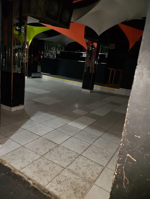 Armazém / Galpão à venda e para alugar, 887m2 em Centro, Santo Andre - SP - imagem 8 Foto 8 de Armazém / Galpão à venda e para alugar, 887m2 em Centro, Santo Andre - SP