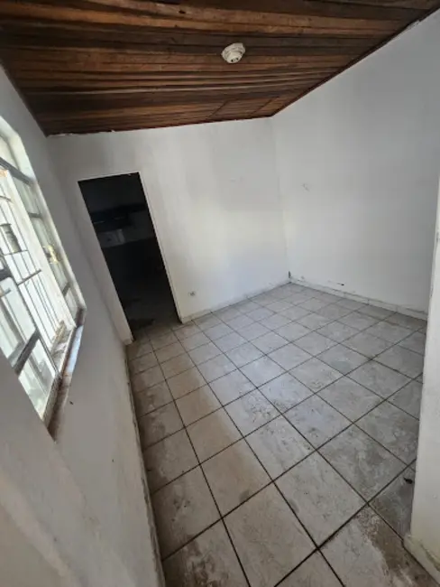 Foto 5 de Casa com 2 quartos à venda, 255m2 em Tupi, Praia Grande - SP