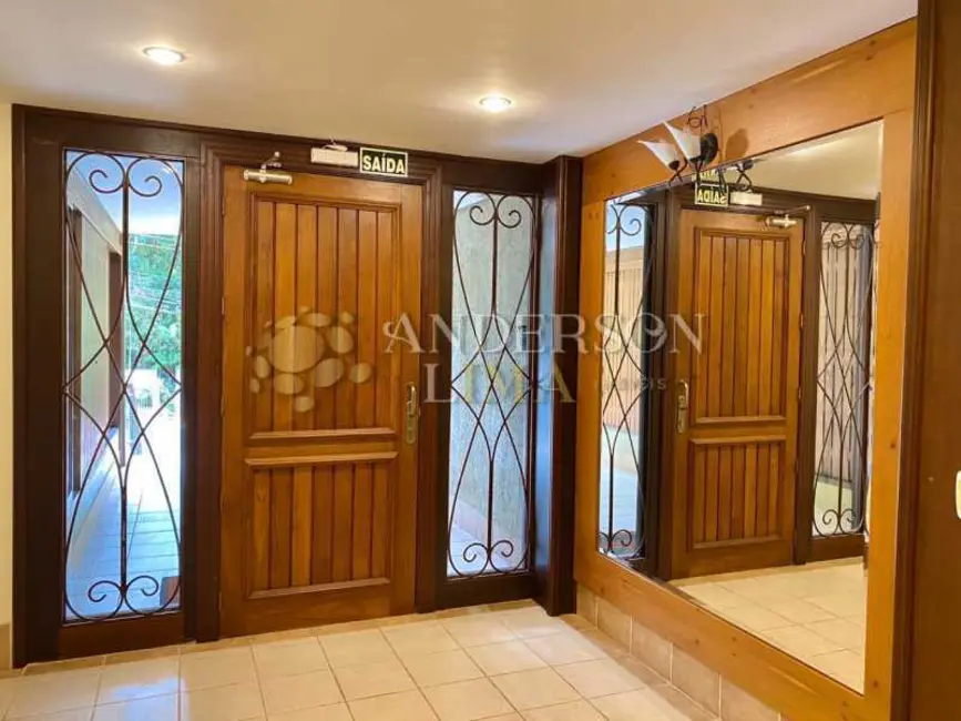 Apartamento com 2 quartos à venda em Gramado - RS - imagem 4 Foto 4 de Apartamento com 2 quartos à venda em Gramado - RS