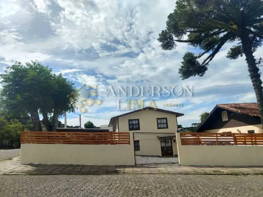 Casa com 6 quartos à venda, 180m2 em Canela - RS - imagem 3 Foto 3 de Casa com 6 quartos à venda, 180m2 em Canela - RS