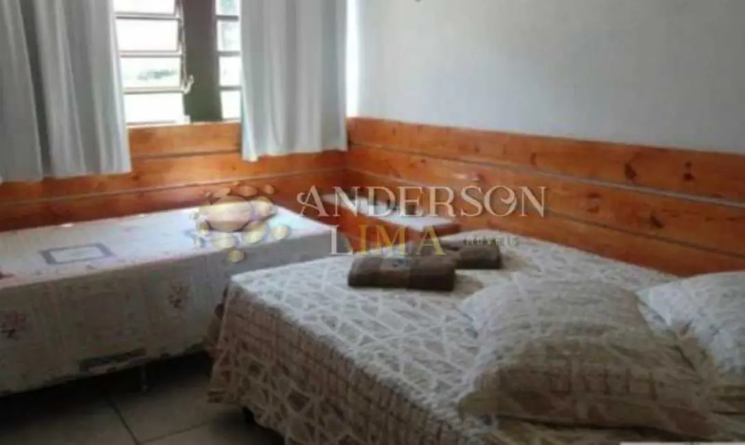 Casa com 6 quartos à venda, 180m2 em Canela - RS - imagem 8 Foto 8 de Casa com 6 quartos à venda, 180m2 em Canela - RS