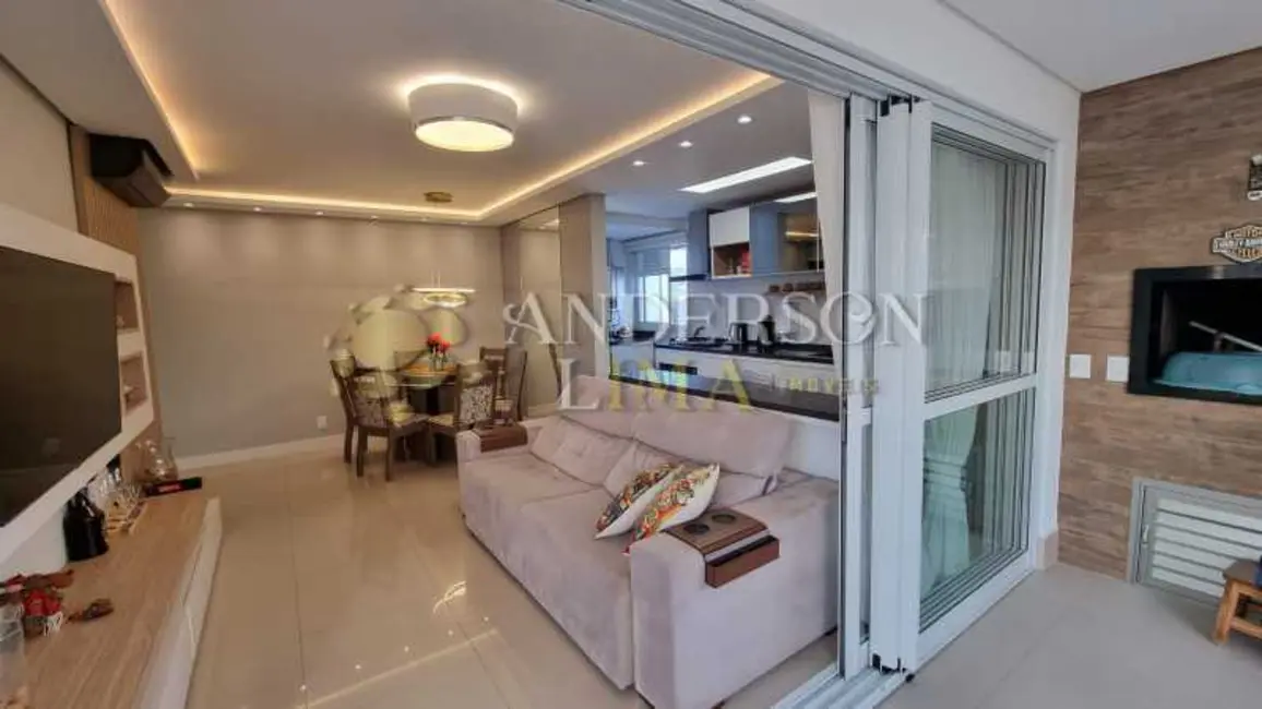 Foto 4 de Apartamento com 3 quartos à venda, 97m2 em Florianopolis - SC