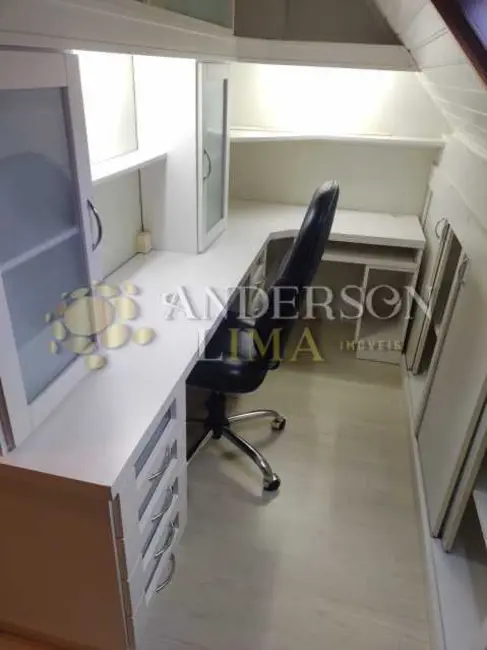 Casa de Condomínio com 3 quartos à venda, 200m2 em Canela - RS - imagem 9 Foto 9 de Casa de Condomínio com 3 quartos à venda, 200m2 em Canela - RS