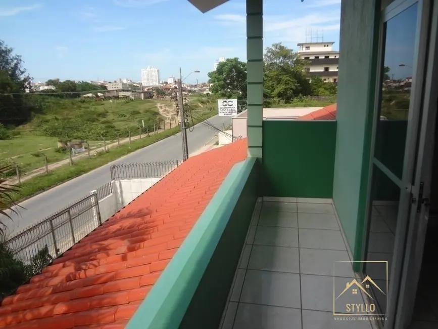 Foto 4 de Casa com 3 quartos à venda, 200m2 em Real Parque, Sao Jose - SC