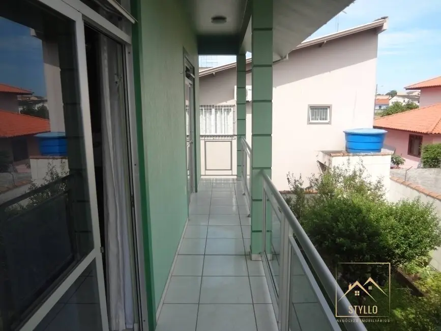 Foto 6 de Casa com 3 quartos à venda, 200m2 em Real Parque, Sao Jose - SC