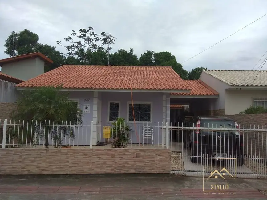 Foto 1 de Casa com 2 quartos à venda, 90m2 em Forquilhas, Sao Jose - SC