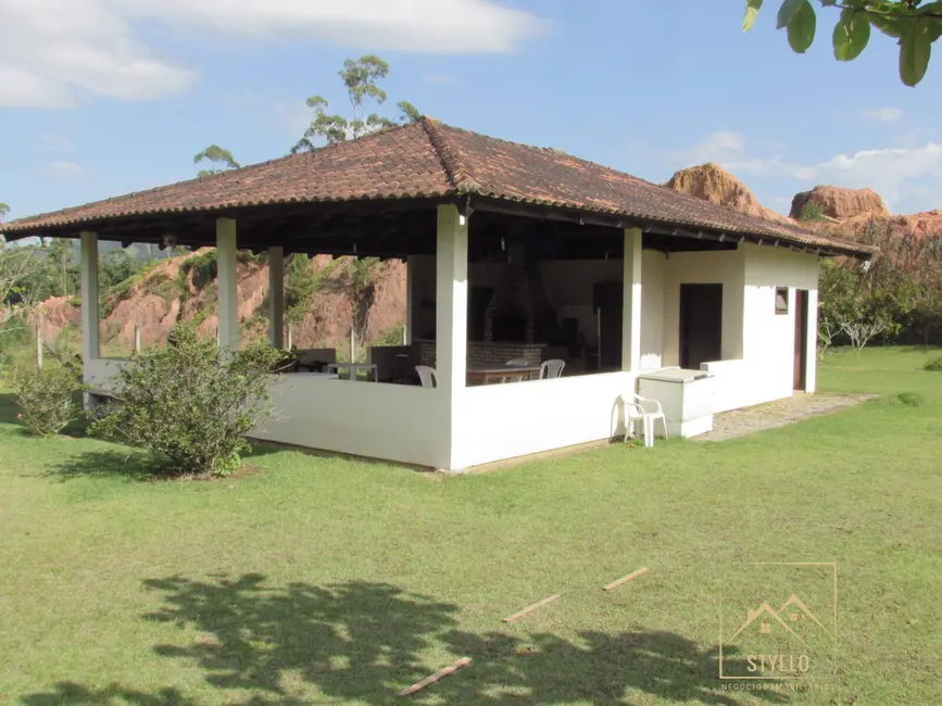 Sítio / Rancho com 4 quartos à venda, 240m2 em Biguacu - SC - imagem 6 Foto 6 de Sítio / Rancho com 4 quartos à venda, 240m2 em Biguacu - SC