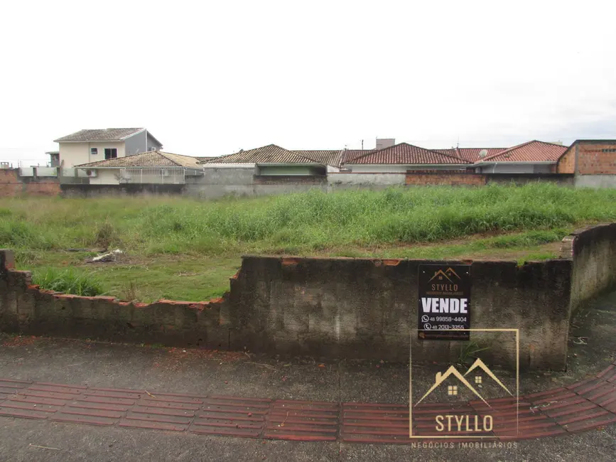 Foto 1 de Terreno / Lote à venda, 258m2 em Forquilhas, Sao Jose - SC
