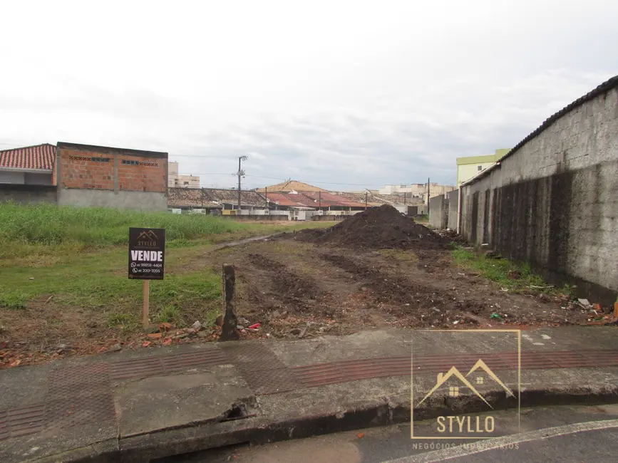 Foto 1 de Terreno / Lote à venda, 259m2 em Forquilhas, Sao Jose - SC